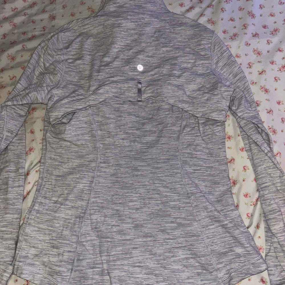 Lululemon Define Jacket - Picture 2 of 3